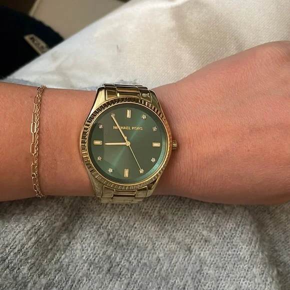 Green face michael kors watch deals